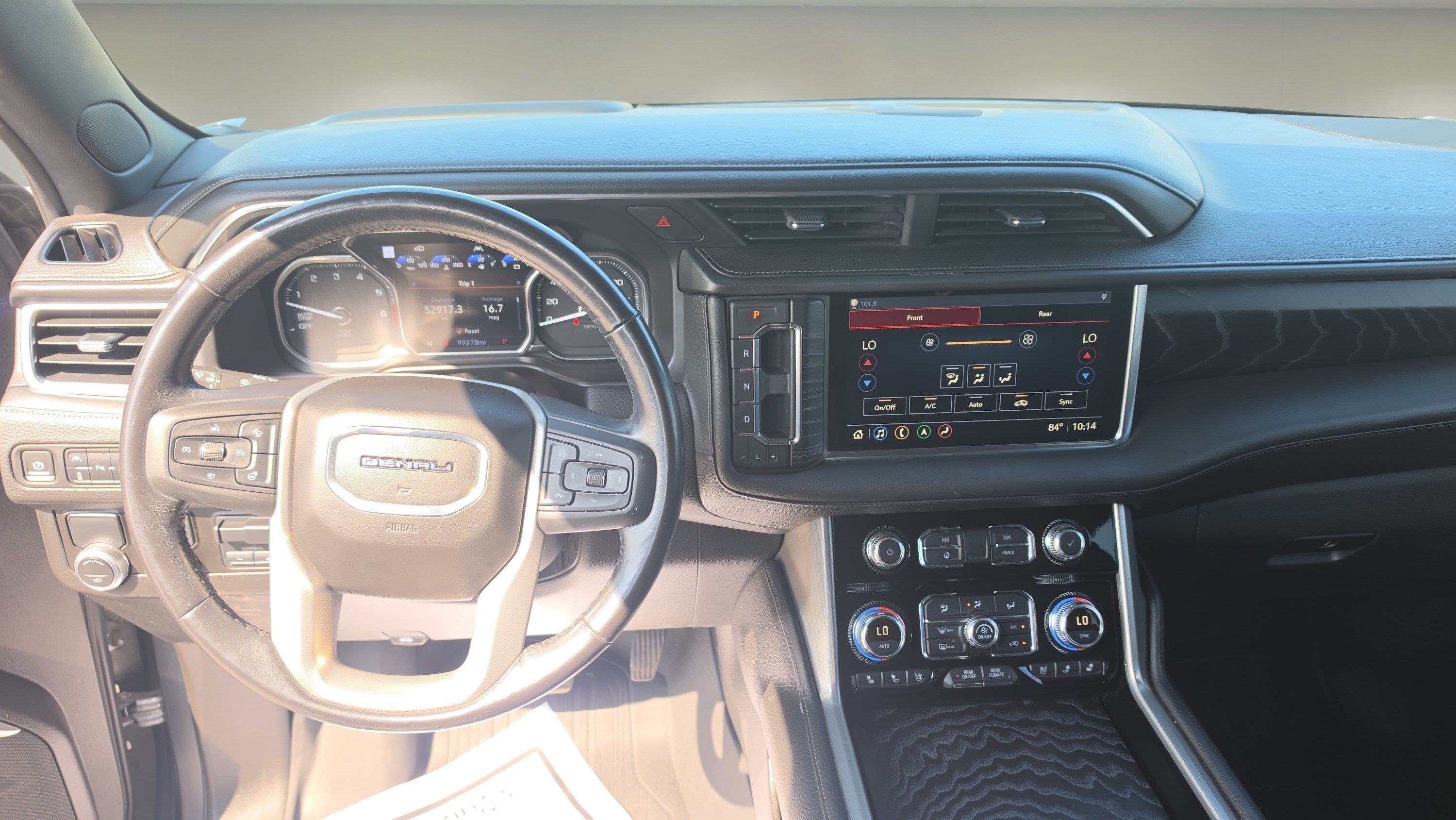 2021 GMC Yukon Denali