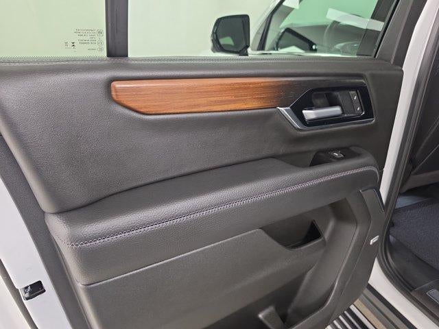 2027 GMC Yukon XL Denali