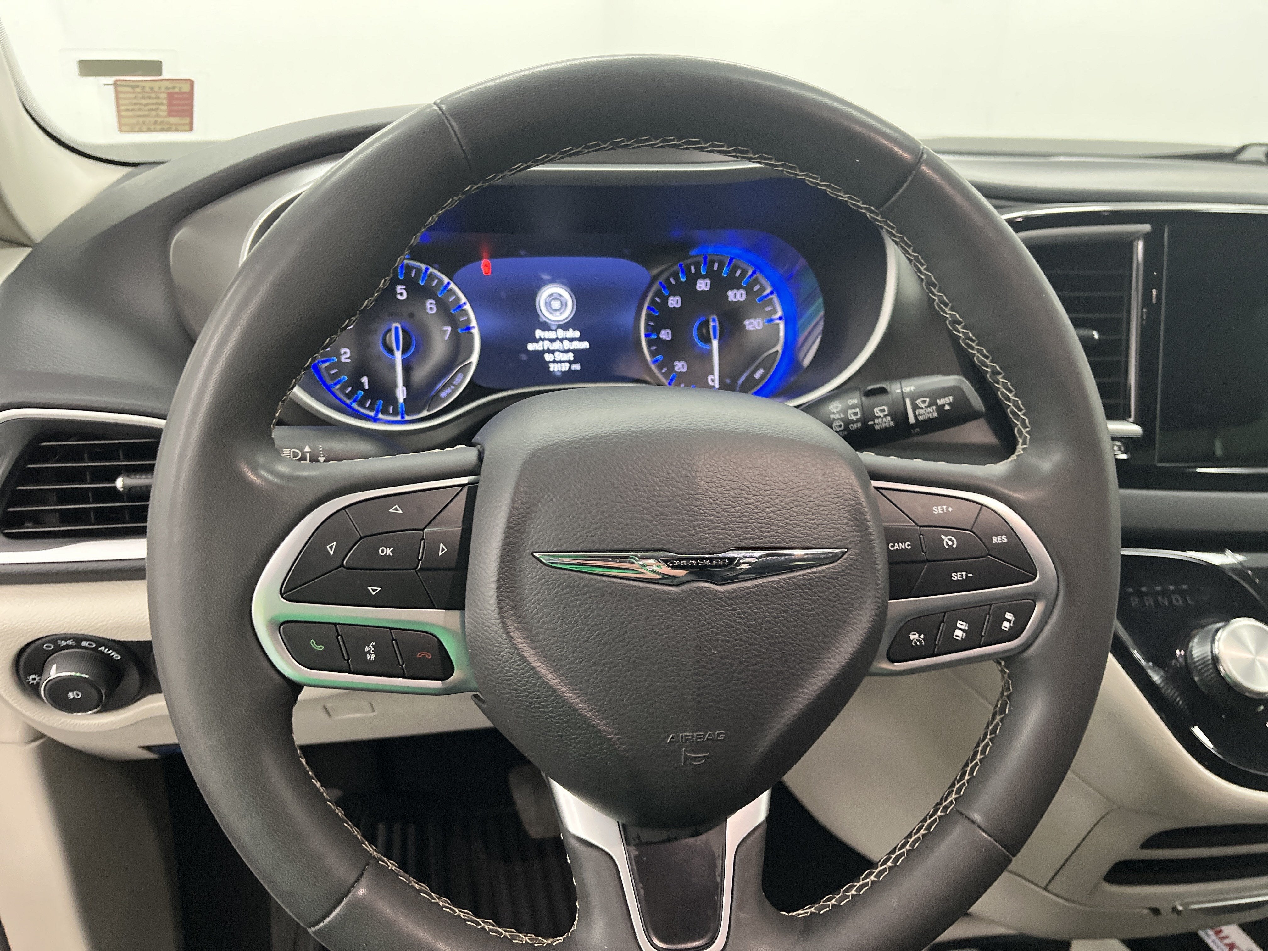 2024 Chrysler Pacifica Touring L