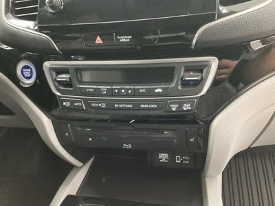 2021 Honda Pilot Touring 7-Passenger