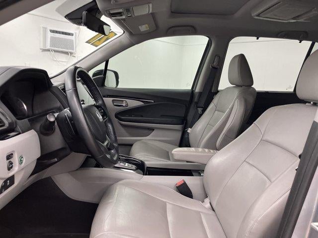 2021 Honda Pilot Touring 7-Passenger