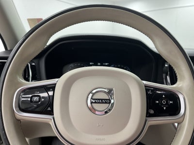 2020 Volvo V60 Cross Country Base
