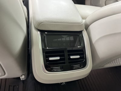 2020 Volvo V60 Cross Country Base