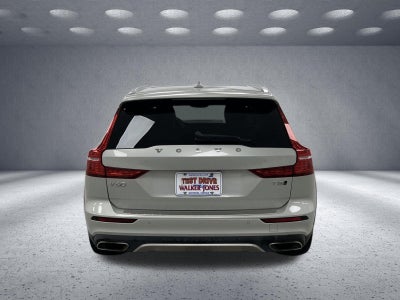 2020 Volvo V60 Cross Country Base
